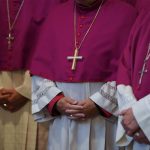 Encuesta: Ticos piden mano dura contra sacerdotes abusadores costa rica