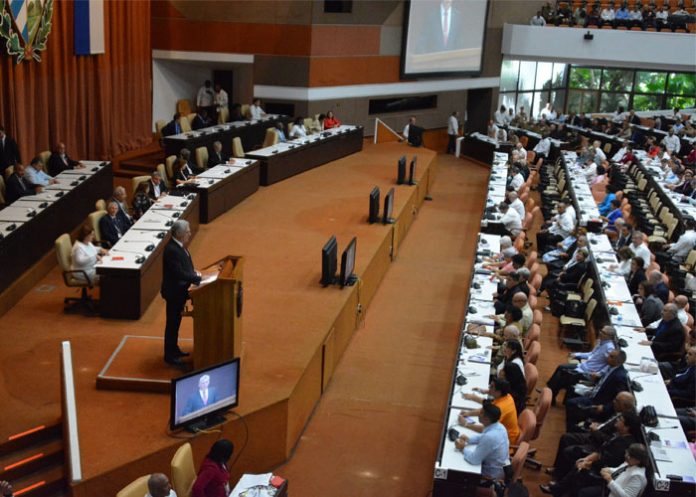 presidente miguel diaz canel