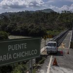 Puente catalogado por el gobierno de Bukele como obra insigne, sufre severos daños danos materiales