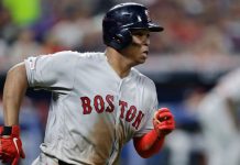 Rafael Devers fija récord con 6 hits y 4 dobles en partido rafael