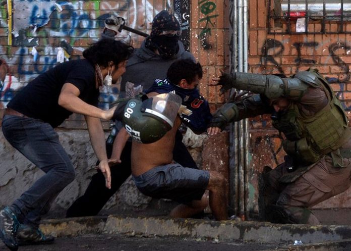 Represion_Chile_n6rbbyi chile