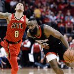 Rockets vencen a Hawks y llegan a 60 triunfos james
