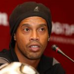 Justicia brasileña embarga 57 propiedades a Ronaldinho ronaldinho