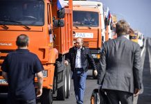 Putin inaugura a bordo de un camión el puente que une Crimea con Rusia rusia