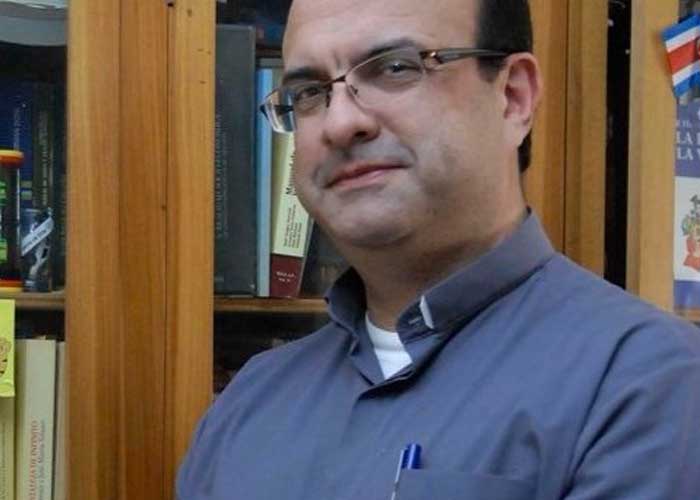 Sacerdote_oxFBIL4 exsacerdote