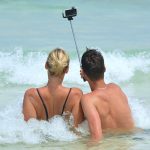 Pareja muere tras sacarse un selfie en una playa de Portugal playa de los pescadores