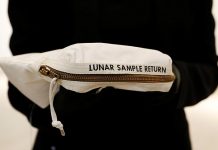 Mujer demanda a la NASA por conservar polvo lunar especial apolo 11 neil armstrong