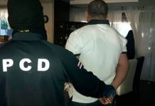Costa Rica: Detienen a narcos que enviaban cocaína oculta en autobuses policia de control de drogas