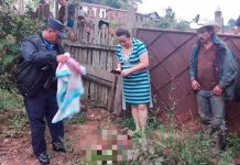 Hombre abandona a un recién nacido en solar baldío de Honduras