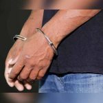 Detienen a hombre por enterrar vivo a bebé de tres meses en Colombia