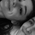 Ariana Grande anuncia su compromiso con Dalton Gomez ariana grande