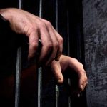 Condenan a 12 años de cárcel a profesor por abusar de alumnas en Costa Rica