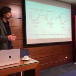 Chileno busca frenar el cáncer con compuesto de esponja marina cientifico chileno