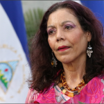 Rosario Murillo dio lectura al acuerdo presidencial sobre ascenso de grado, del Comisionado General, Francisco Díaz nicaragua