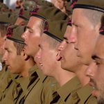 Al menos 26 soldados muertos en un ataque talibán a una base militar en Afganistán pene