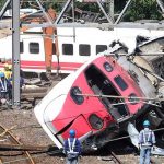 Detenido conductor del tren que descarriló por exceso de velocidad en Taiwán accidente mortal
