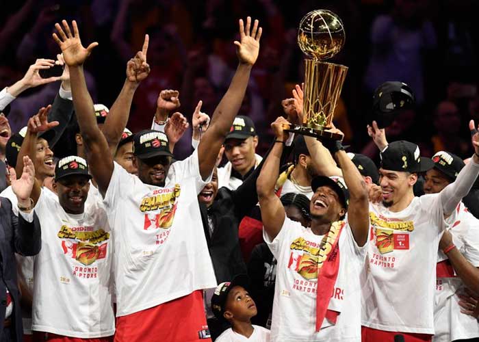 Toronto_vdO5uLS raptors