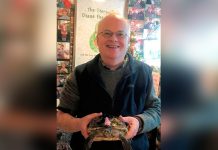 Celebra cumpleaños 50 de tortuga que recibió de niño (Videos) estados unidos