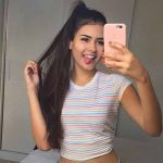 Conocé las mejores poses para hacerte selfies súper chic (FOTOS) muchacha