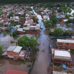 Fuertes tormentas dejan cuatro muertos en Argentina inundaciones