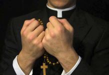 Suspenden a sacerdote por abuso sexual infantil en Chile religioso