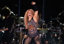 Milan y Sasha desatan algarabía en concierto de Shakira (VIDEO) shakira