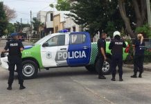 Argentina: Hombre balea a su ex y asesina con filoso puñal a su hijastro escena del crimen