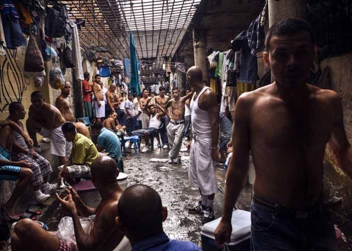 Untitled-1_78ie00m carceles hacinadas