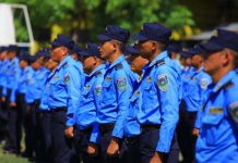 Honduras despliega más de 30 mil policías para asegurar navidad policia