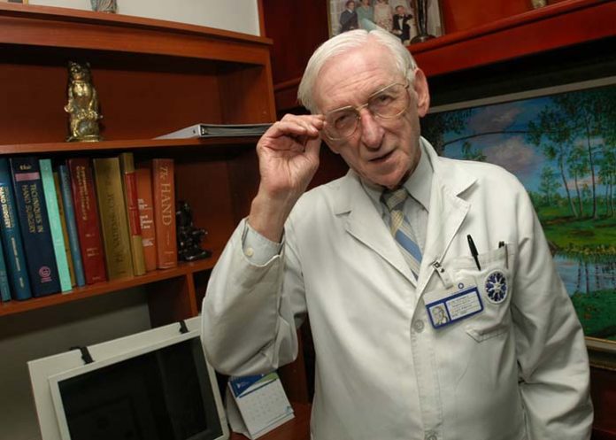 Untitled-1_BaHxg84 doctor