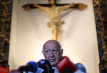 Chile: Laicos piden salida de sospechosos de encubrir abusos sexuales chile