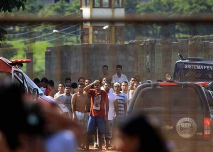 Untitled-1_DXgsx7t motin