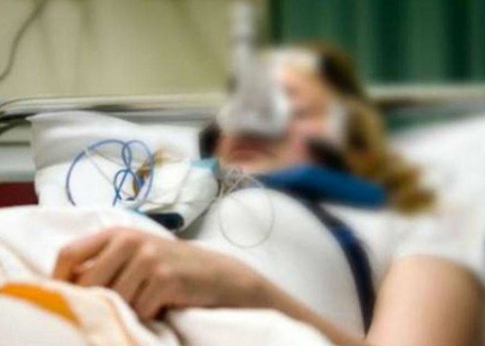 Untitled-1_G2ZZO4n mujer grave