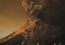 Más de 4 mil evacuados por fuerte erupción del Volcán de Fuego erupcion