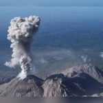 Volcán de Fuego amanece con explosiones y lanzamiento de ceniza volcan de fuego