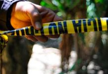 Honduras: «Endemoniados» asesinan a machetazos a un hombre y sus dos hijos escena del crimen