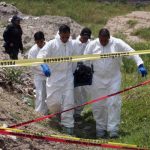 Hallan cadáveres en fosa clandestina cerca al aeropuerto de Guadalajara fosa clandestina