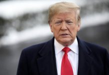 Trump critica a México «por no hacer nada» para detener caravana de migrantes presidente de estados unidos