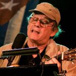 Presidente de Cuba felicita a Silvio Rodríguez por su cumpleaños cantante