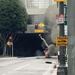 Fuerte explosión subterránea en el centro de Los Ángeles, EE.UU. eeuu