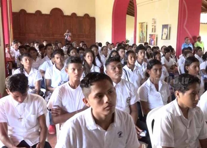 Untitled-1_UFeamYl granada