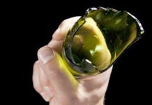 Argentina: Mujer mató a su expareja de un botellazo en el pecho botellazo