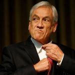 Chilenos desaprueban gestión de su gobierno tras muerte de mapuche presidente