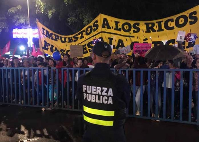 Untitled-1_buXW0u6 crisis