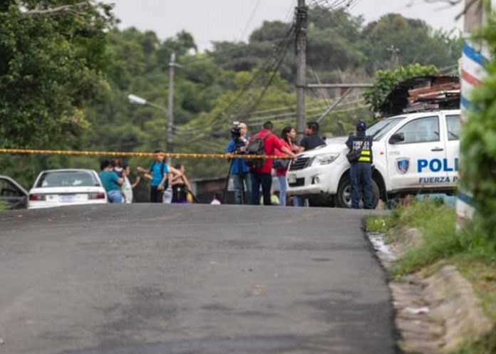 Untitled-1_bx48BEk costa rica