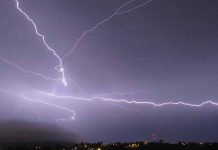Costa Rica: Peón muere tras recibir impacto de rayo rayo