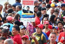 Pueblo venezolano se concentra para respaldar a Nicolás Maduro pueblo