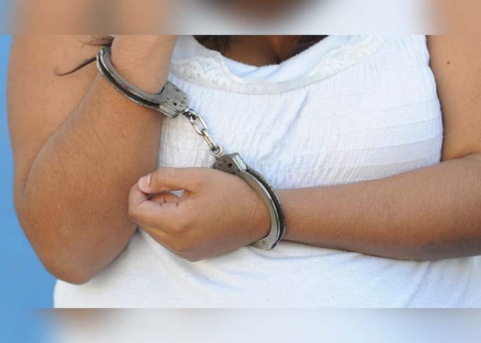 Untitled-1_esOMVuK detenida