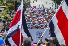 Declaran ilegal la huelga en el sector salud de Costa Rica crisis