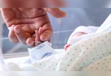 Nace primer niño hijo de migrantes hondureños en hospital de EEUU bebe
